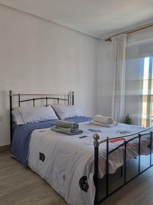 Lovely Three-Bedroom Apartment In Puerto De Sagunt Sagunto Екстериор снимка